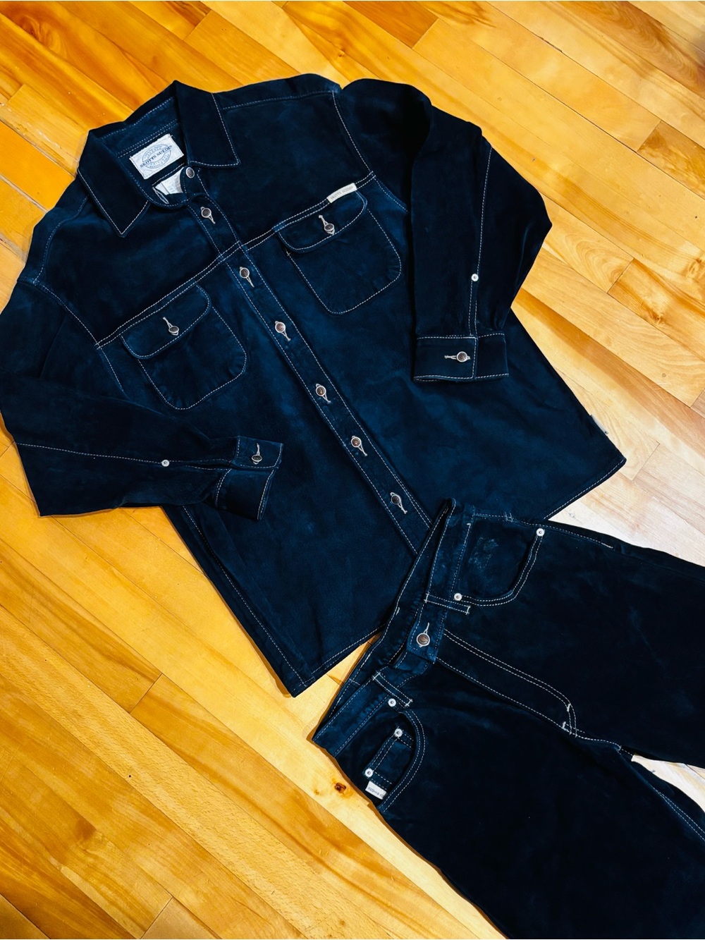 Skott’s Suede Genuine WASHABLE Suede Shirt & Pants Set – Made in Canada – Navy –